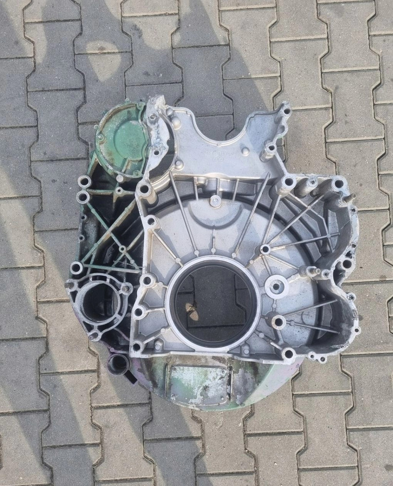 VOLVO OBUDOWA ROZRZĄDU SPRZĘGŁA VOLVO FH 16 D16E EURO 5 - Motor und Teile für LKW: das Bild 2 VOLVO OBUDOWA ROZRZĄDU SPRZĘGŁA VOLVO FH 16 D16E EURO 5 - Motor und Teile für LKW: das Bild 2