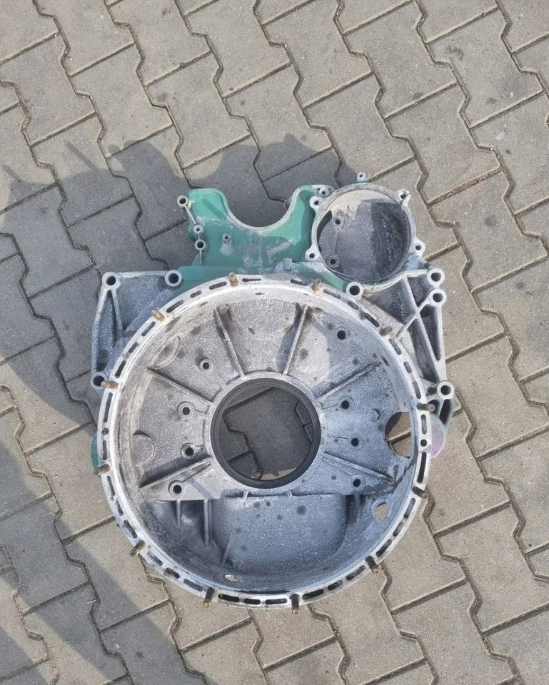 VOLVO OBUDOWA ROZRZĄDU SPRZĘGŁA VOLVO FH 16 D16E EURO 5 - Motor und Teile für LKW: das Bild 1 VOLVO OBUDOWA ROZRZĄDU SPRZĘGŁA VOLVO FH 16 D16E EURO 5 - Motor und Teile für LKW: das Bild 1