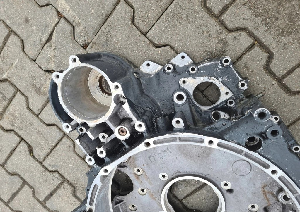 VOLVO OBUDOWA SPRZĘGŁA KOŁA ZAMACHOWEGO VOLVO FL FE D7 RENAULT PREMIUM MIDLUM DXI - Kupplung und Teile für LKW: das Bild 4 VOLVO OBUDOWA SPRZĘGŁA KOŁA ZAMACHOWEGO VOLVO FL FE D7 RENAULT PREMIUM MIDLUM DXI - Kupplung und Teile für LKW: das Bild 4