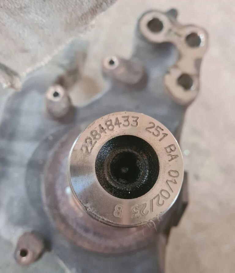 Volvo FH 4 FM 4 FH 5 FM 5 RENAULT GAMA T FI 58 22848432 22848433 Volvo VOLVO FH 4 FM 4 FH 5 FM 5 RENAULT GAMA T FI 58 22848433 - Achsschenkel für LKW: das Bild 3 Volvo FH 4 FM 4 FH 5 FM 5 RENAULT GAMA T FI 58 22848432 22848433 Volvo VOLVO FH 4 FM 4 FH 5 FM 5 RENAULT GAMA T FI 58 22848433 - Achsschenkel für LKW: das Bild 3