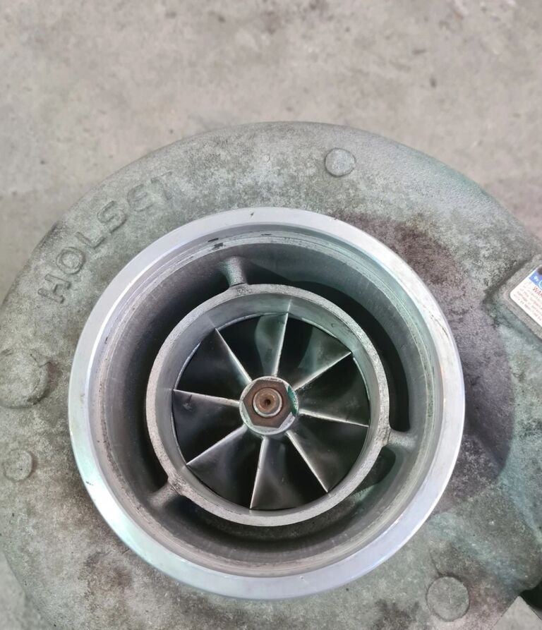 Volvo TURBINA TURBOSPRĘŻARKA FH 16 D16K 750 EURO 6 21899680 HE600FG Volvo VOLVO FH 16 D16K 750 EURO 6 21899680 HE600FG - Turbolader für LKW: das Bild 2 Volvo TURBINA TURBOSPRĘŻARKA FH 16 D16K 750 EURO 6 21899680 HE600FG Volvo VOLVO FH 16 D16K 750 EURO 6 21899680 HE600FG - Turbolader für LKW: das Bild 2