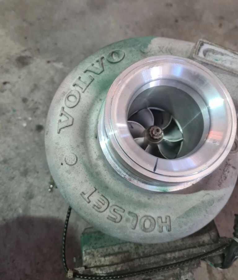Volvo TURBINA TURBOSPRĘŻARKA FH 16 D16K 750 EURO 6 3789660 HW-3789663 Volvo VOLVO FH 16 D16K 750 EURO 6 3789660 HW-3789663 - Turbolader für LKW: das Bild 5 Volvo TURBINA TURBOSPRĘŻARKA FH 16 D16K 750 EURO 6 3789660 HW-3789663 Volvo VOLVO FH 16 D16K 750 EURO 6 3789660 HW-3789663 - Turbolader für LKW: das Bild 5