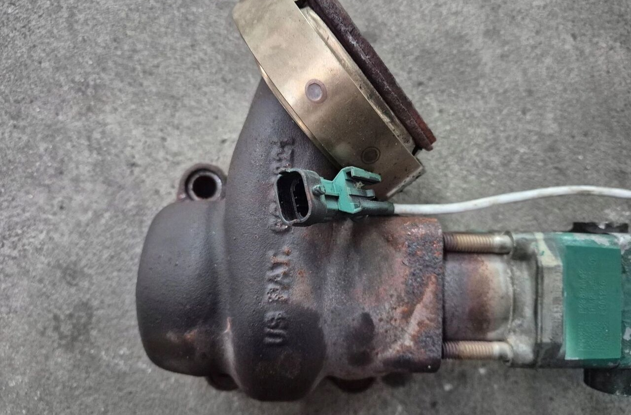 Volvo ZAWÓR HAMULEC GÓRSKI SPALIN EGR FH4 FH 16 D16K 23694442 6601821 Volvo EGR VOLVO FH4 FH 16 D16K 23694442 6601821 - Motor und Teile für LKW: das Bild 1 Volvo ZAWÓR HAMULEC GÓRSKI SPALIN EGR FH4 FH 16 D16K 23694442 6601821 Volvo EGR VOLVO FH4 FH 16 D16K 23694442 6601821 - Motor und Teile für LKW: das Bild 1