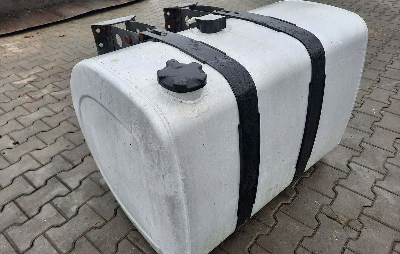 Volvo ZBIORNIK PALIWA VOLVO FH4 FM4 FMX 100/70/70 21516447 - Kraftstofftank für LKW: das Bild 1 Volvo ZBIORNIK PALIWA VOLVO FH4 FM4 FMX 100/70/70 21516447 - Kraftstofftank für LKW: das Bild 1