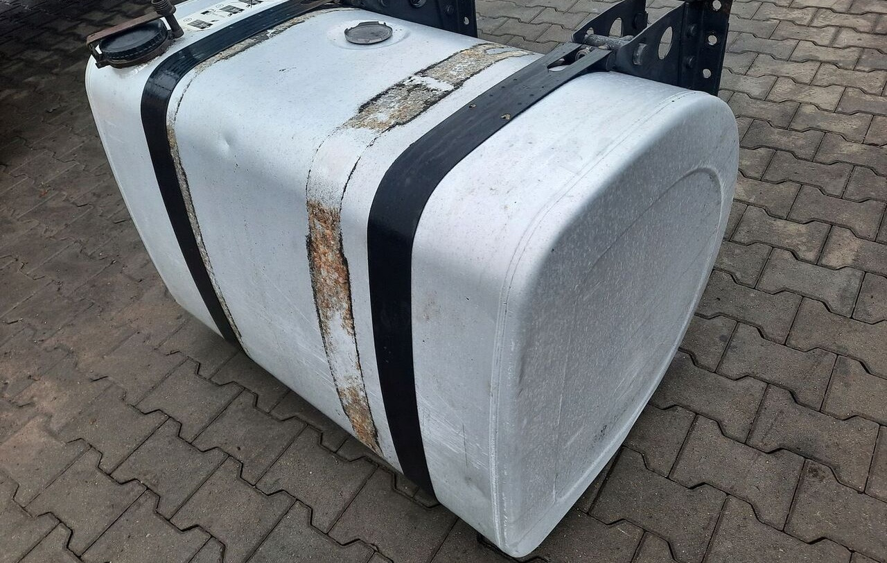 Volvo ZBIORNIK PALIWA VOLVO FH4 FM4 FMX 100/70/70 21821393 - Kraftstofftank für LKW: das Bild 1 Volvo ZBIORNIK PALIWA VOLVO FH4 FM4 FMX 100/70/70 21821393 - Kraftstofftank für LKW: das Bild 1