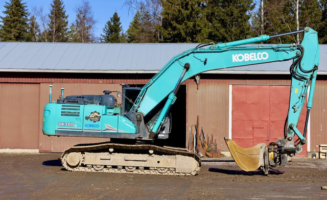 KobelcoSK300 LC-11 - Kettenbagger: das Bild 2 KobelcoSK300 LC-11 - Kettenbagger: das Bild 2