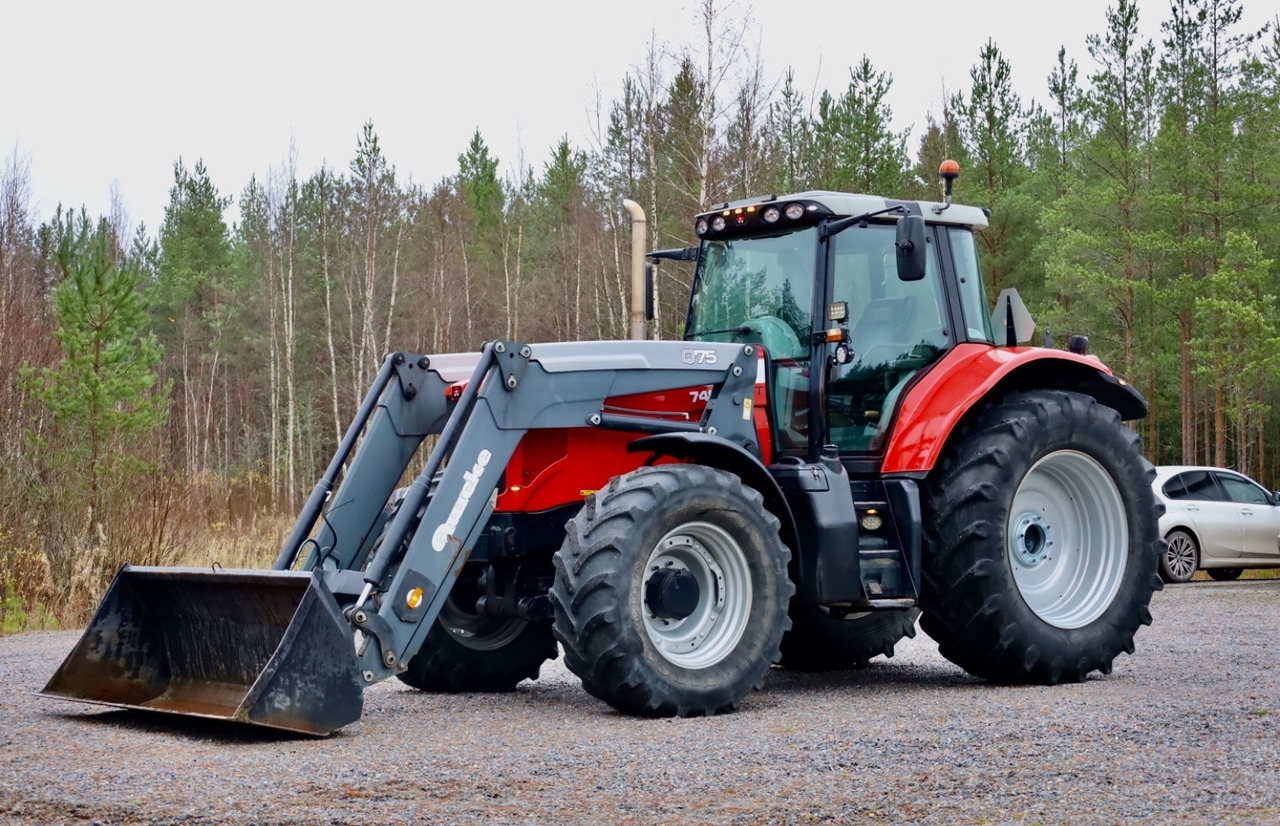 Massey Ferguson 7485 Dyna-VT - Traktor: das Bild 2 Massey Ferguson 7485 Dyna-VT - Traktor: das Bild 2