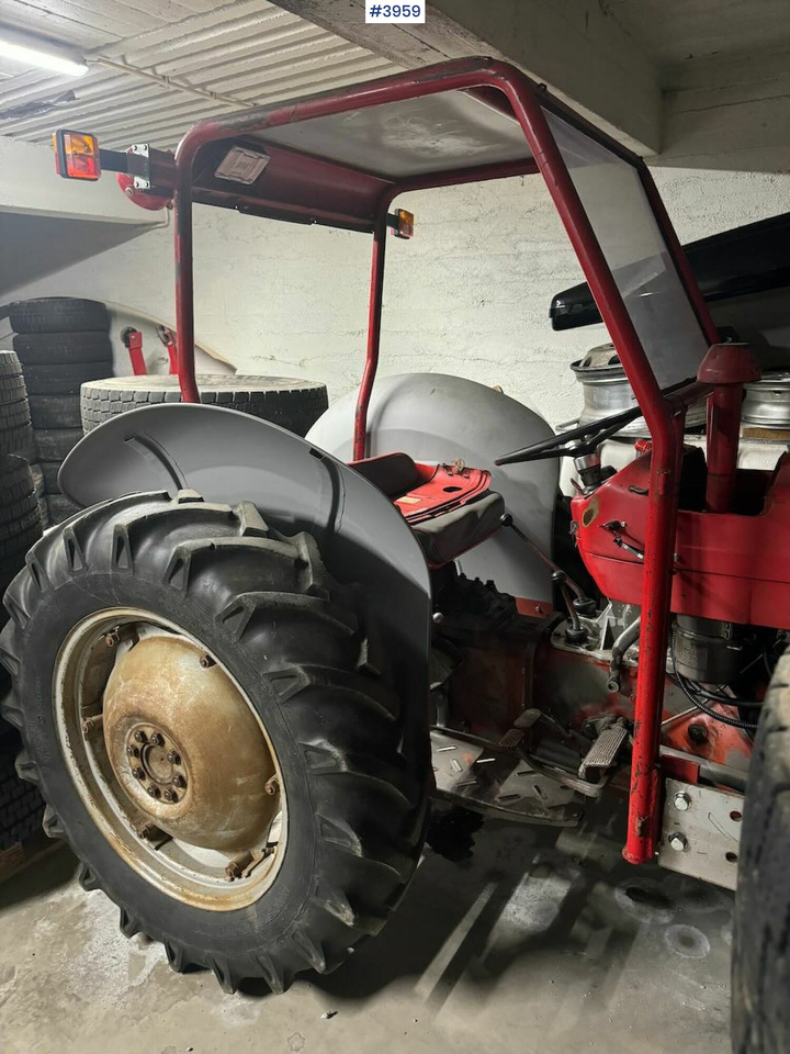 1971 Massey Ferguson 135 - Traktor: das Bild 3 1971 Massey Ferguson 135 - Traktor: das Bild 3