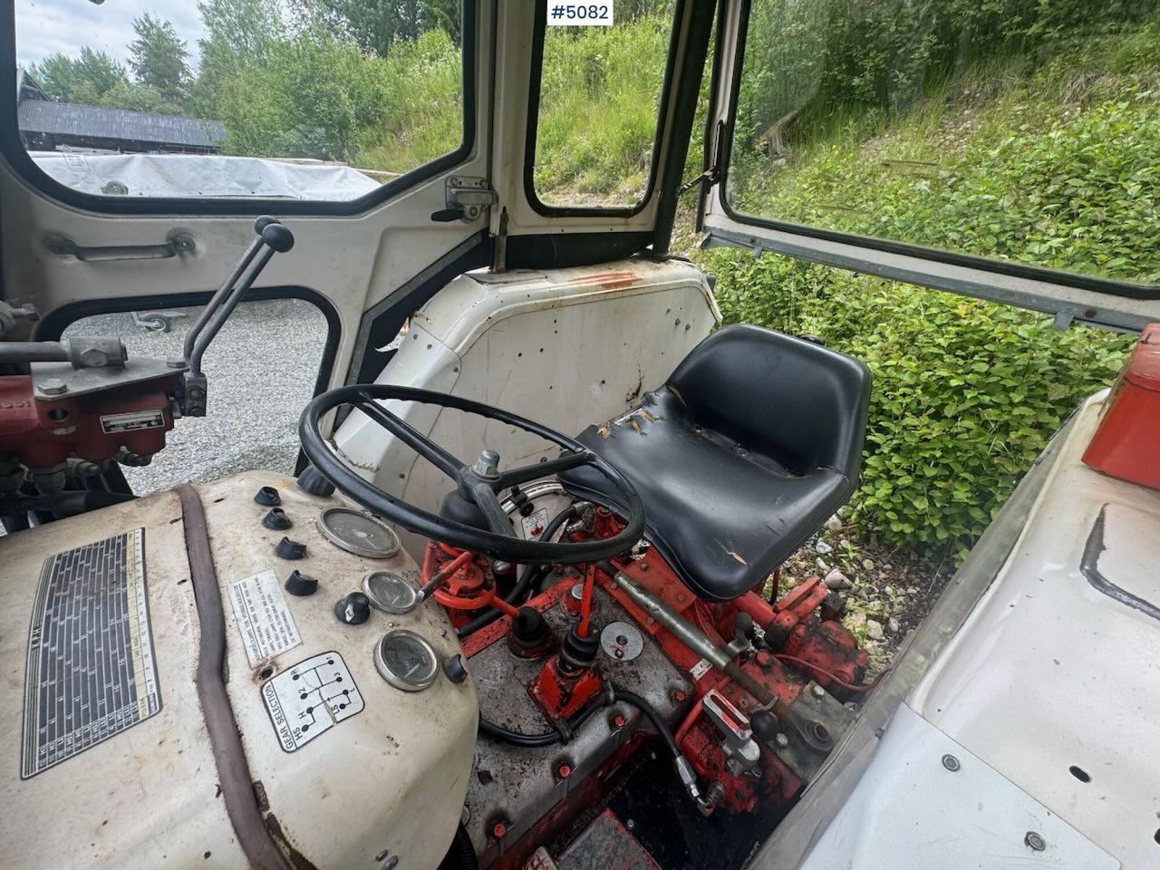 1980 David Brown 885 w/ front loader and bucket - Traktor: das Bild 4 1980 David Brown 885 w/ front loader and bucket - Traktor: das Bild 4