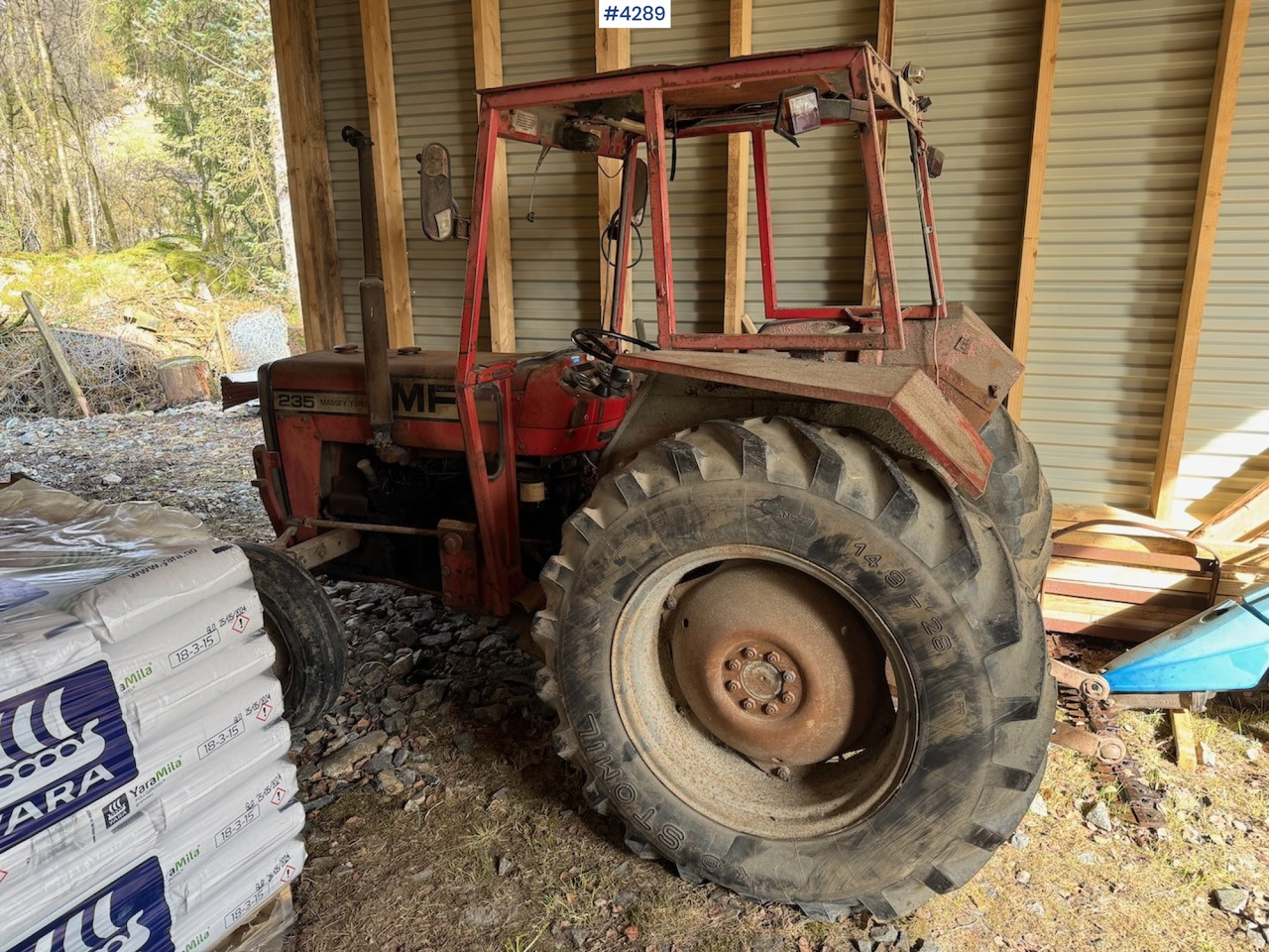 1980 Massey Ferguson 235 w/loader - Traktor: das Bild 2 1980 Massey Ferguson 235 w/loader - Traktor: das Bild 2
