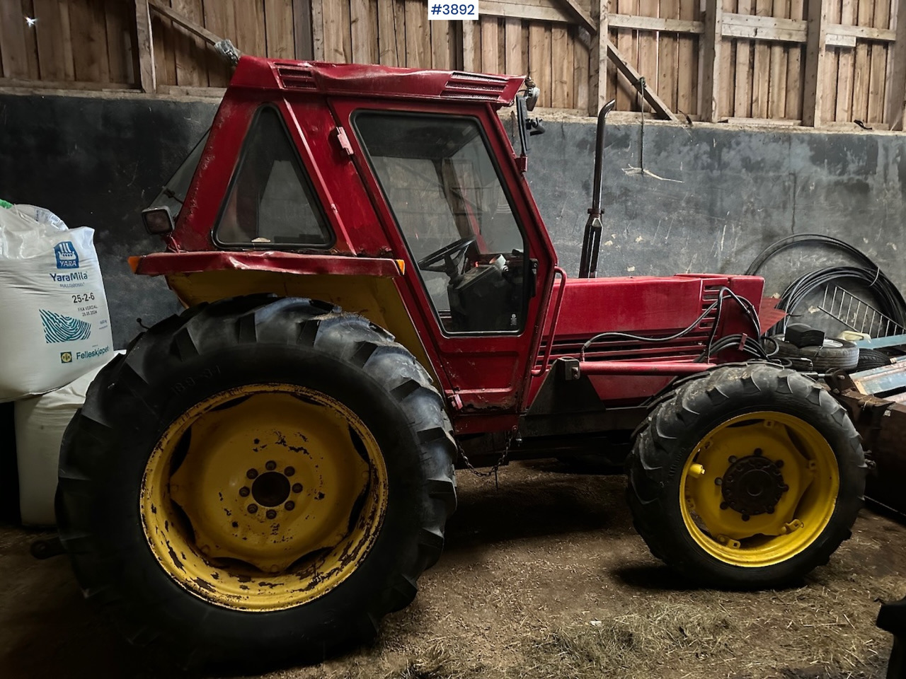Traktor 1981 Fiat 780 DT w/ tractor blade: das Bild 8