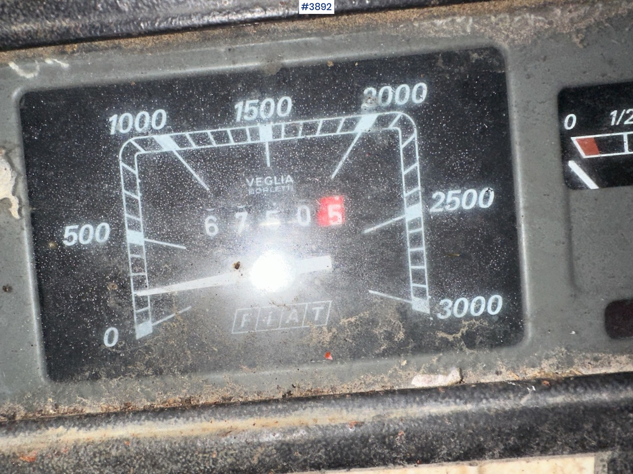 Traktor 1981 Fiat 780 DT w/ tractor blade: das Bild 32