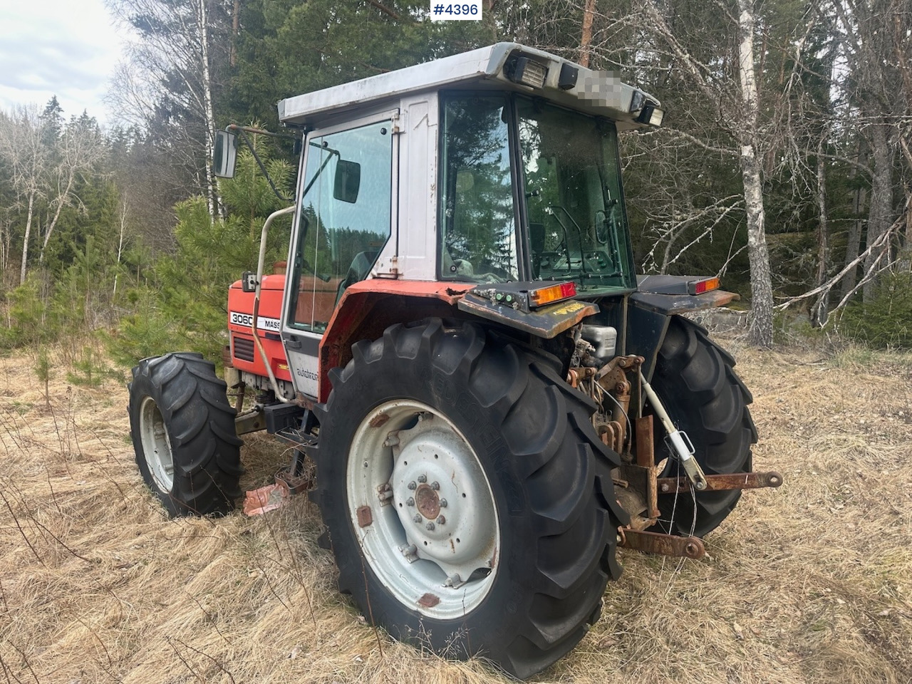 1991 Massey-Ferguson 3060 4x4 tractor. Rep. object - Traktor: das Bild 4 1991 Massey-Ferguson 3060 4x4 tractor. Rep. object - Traktor: das Bild 4