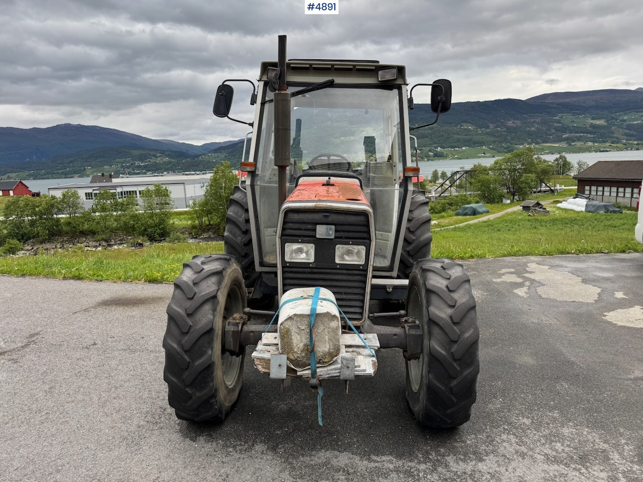 Traktor 1993 Massey Ferguson 362: das Bild 8