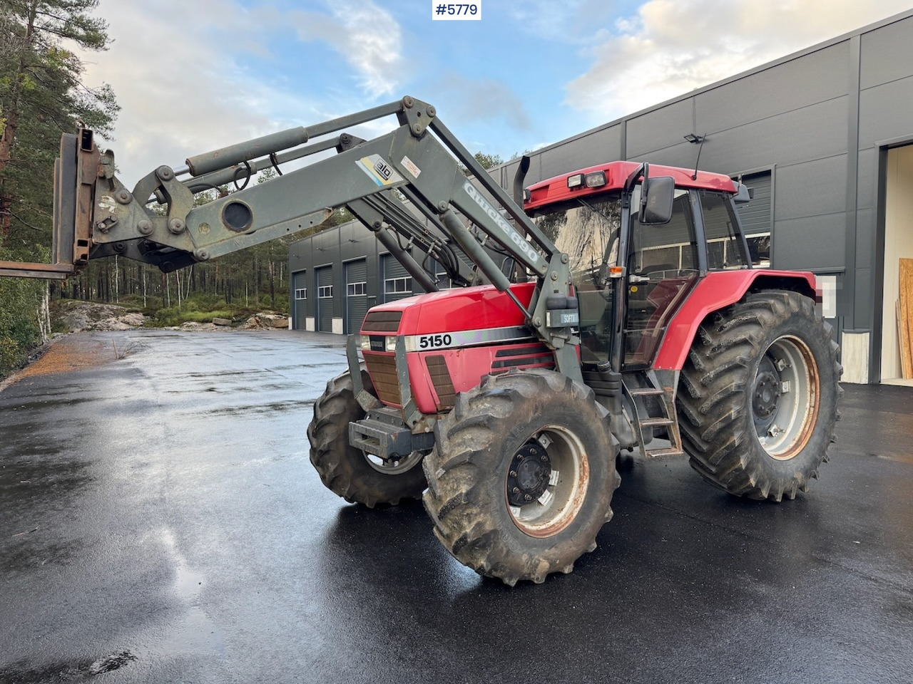 1995 Case IH 5150 Maxxum w/ front loader. - Traktor: das Bild 1 1995 Case IH 5150 Maxxum w/ front loader. - Traktor: das Bild 1