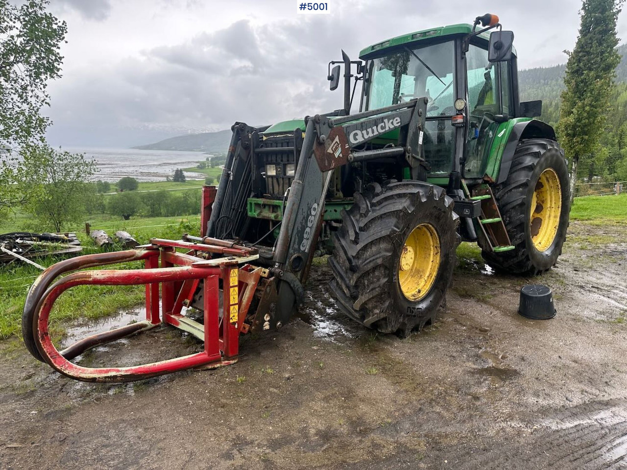 2000 John Deere 6610 4x4 tractor w/ front loader. - Traktor: das Bild 2 2000 John Deere 6610 4x4 tractor w/ front loader. - Traktor: das Bild 2