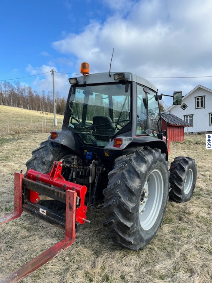 2000 Massey Ferguson 2230 - Traktor: das Bild 5 2000 Massey Ferguson 2230 - Traktor: das Bild 5