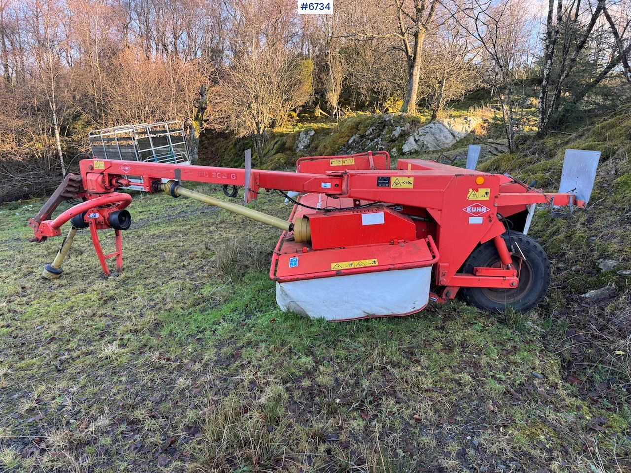 2001 Kuhn FC 302 G Trailed mower. - Grünlandtechnik: das Bild 1 2001 Kuhn FC 302 G Trailed mower. - Grünlandtechnik: das Bild 1
