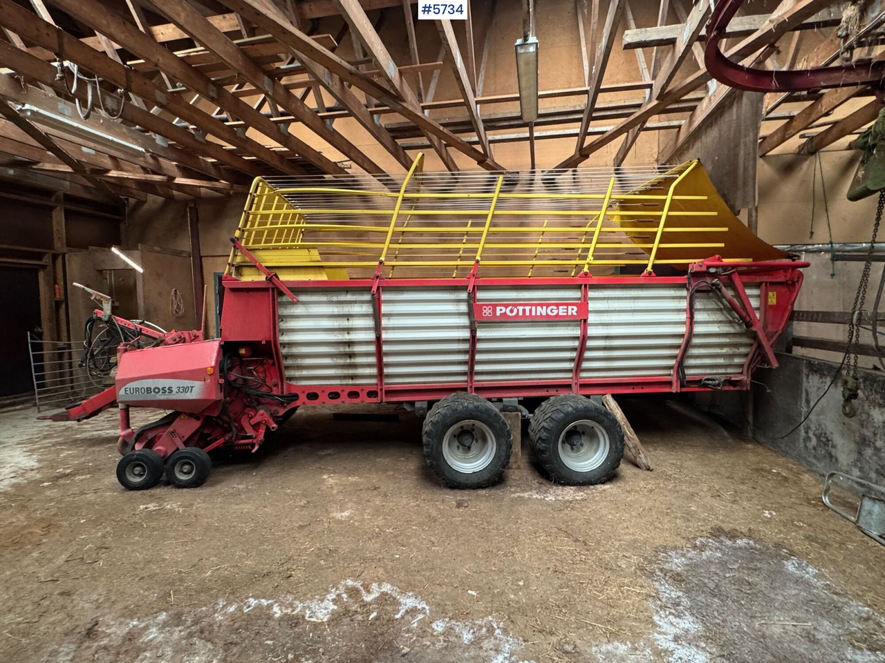 2005 Pottinger Euroboss 330t supermatic - Grünlandtechnik: das Bild 2 2005 Pottinger Euroboss 330t supermatic - Grünlandtechnik: das Bild 2