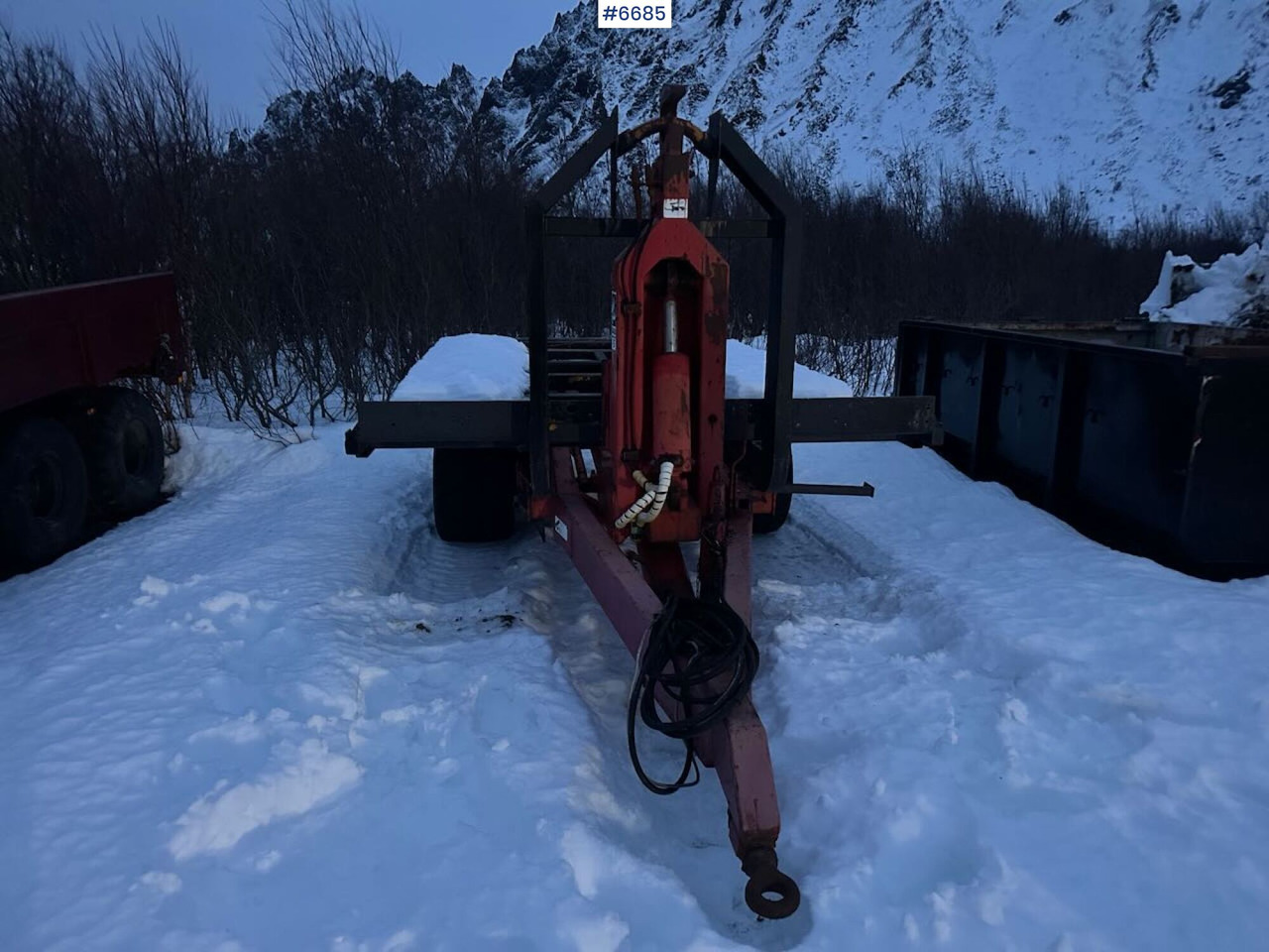 2006 BIGAB hook-lift trailer with container - Landwirtschaftlicher Kipper: das Bild 2 2006 BIGAB hook-lift trailer with container - Landwirtschaftlicher Kipper: das Bild 2