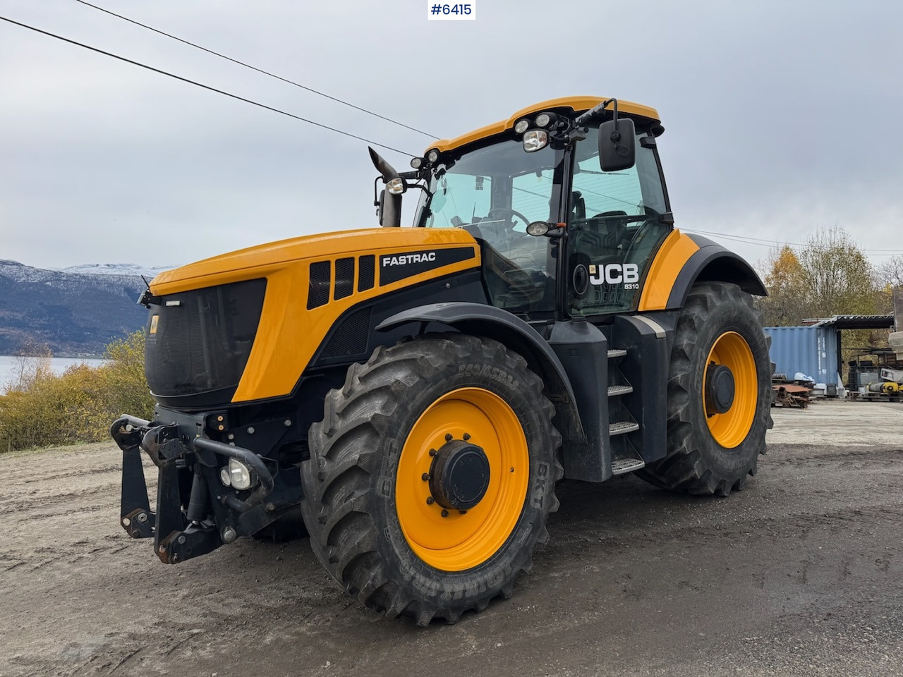 2012 JCB 8310 Fastrac w/ front hydraulics. - Traktor: das Bild 2 2012 JCB 8310 Fastrac w/ front hydraulics. - Traktor: das Bild 2