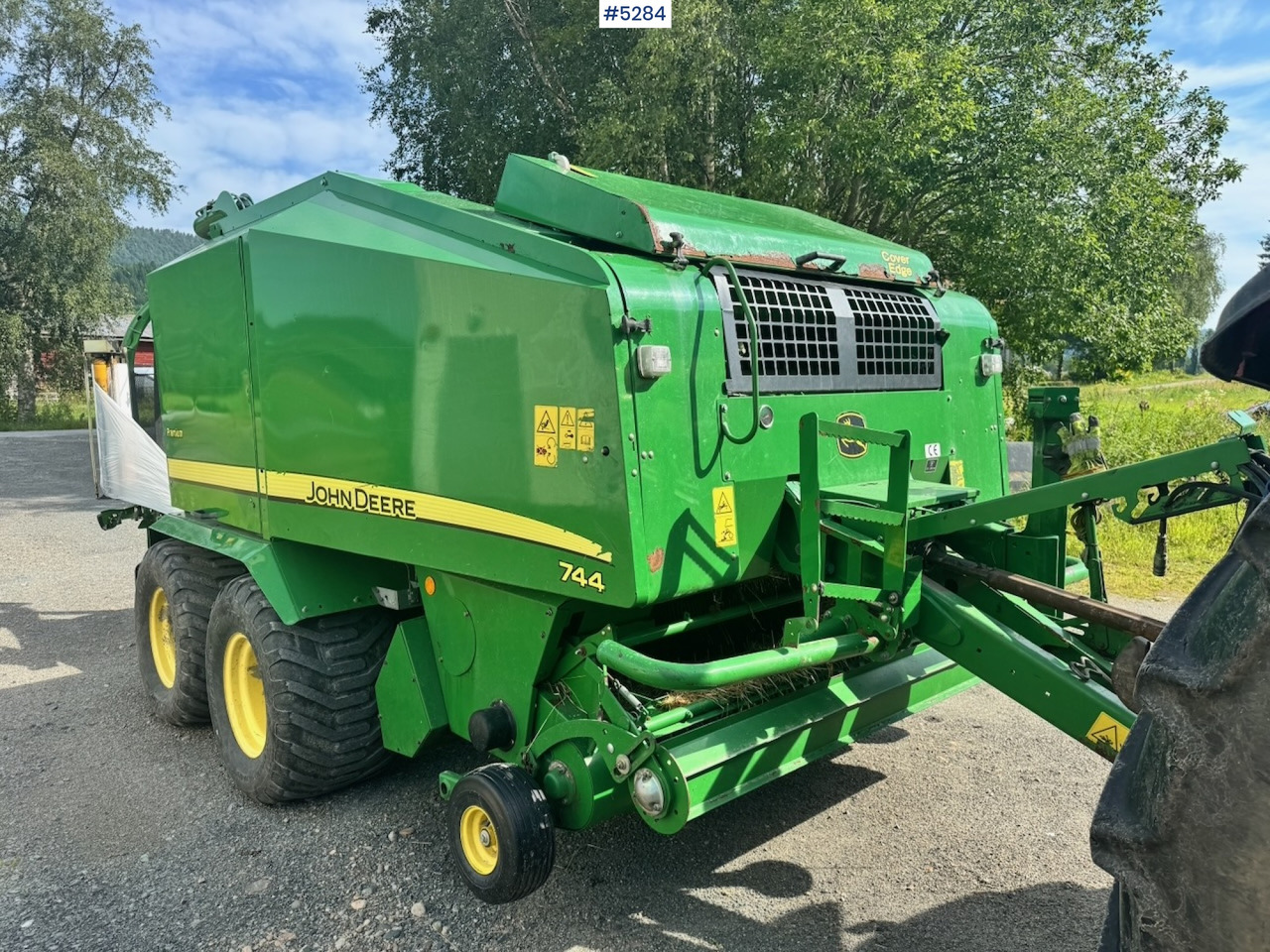 2012 John Deere 744 Combi baler. - Grünlandtechnik: das Bild 1 2012 John Deere 744 Combi baler. - Grünlandtechnik: das Bild 1