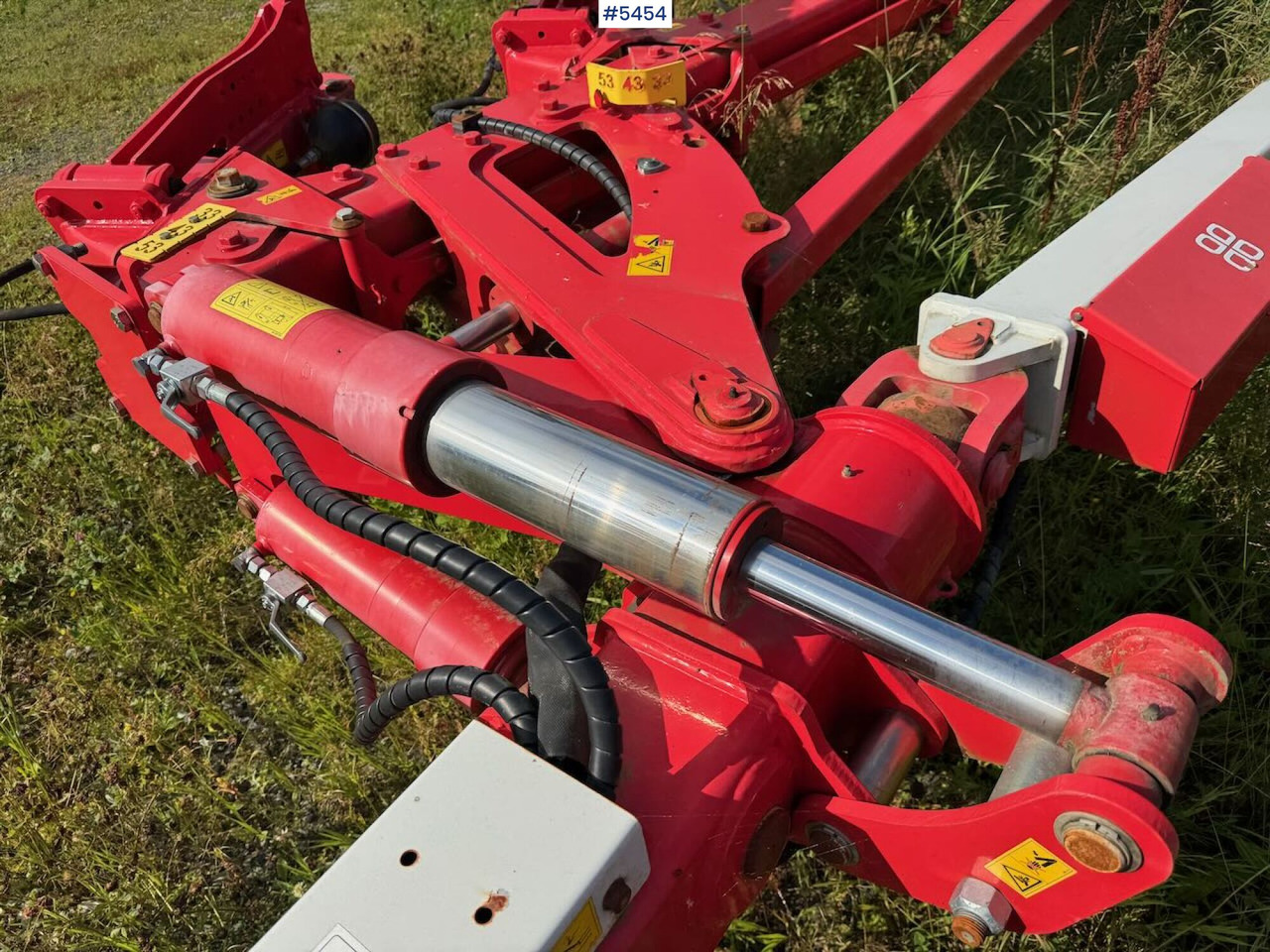Technik für Bodenbearbeitung 2012 Pottinger Servo 6.50 Plus Nova 7 furrow semi-reversible plough: das Bild 10