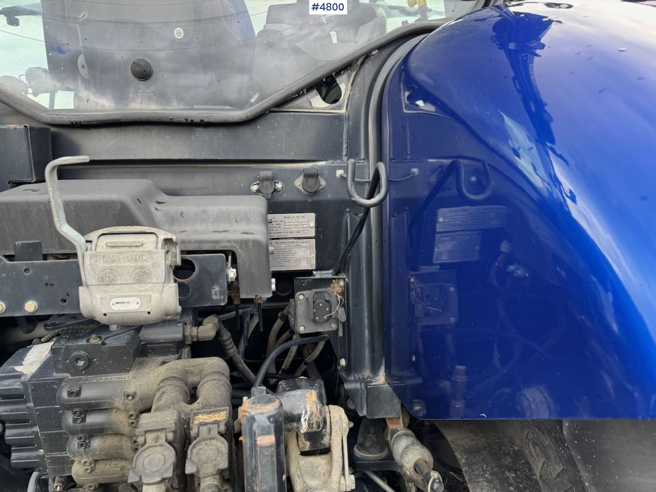 Traktor 2013 New Holland T7.210 AC Blue Power m/ Frontlaster: das Bild 18
