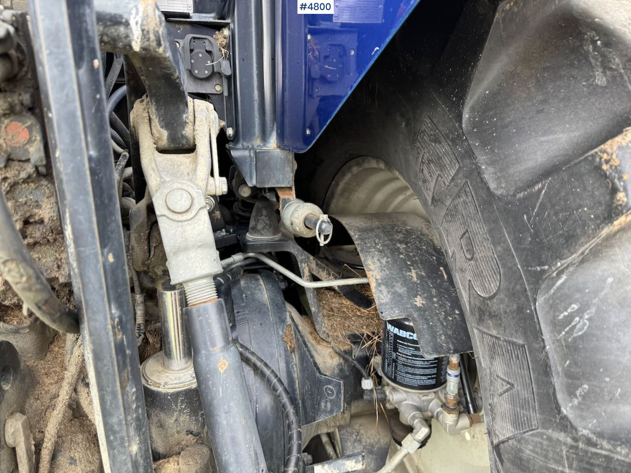 Traktor 2013 New Holland T7.210 AC Blue Power m/ Frontlaster: das Bild 19