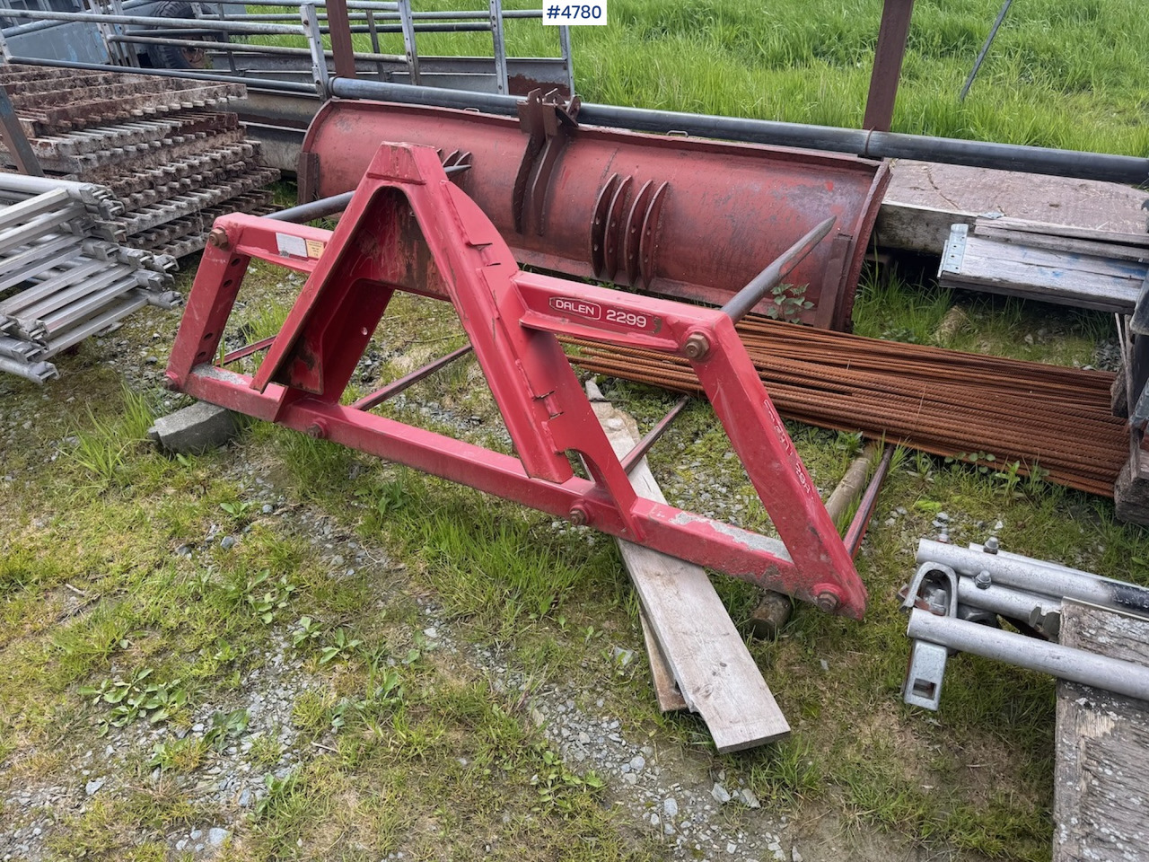 2015 Dalen 2299-TR Bale spear - Grünlandtechnik: das Bild 4 2015 Dalen 2299-TR Bale spear - Grünlandtechnik: das Bild 4