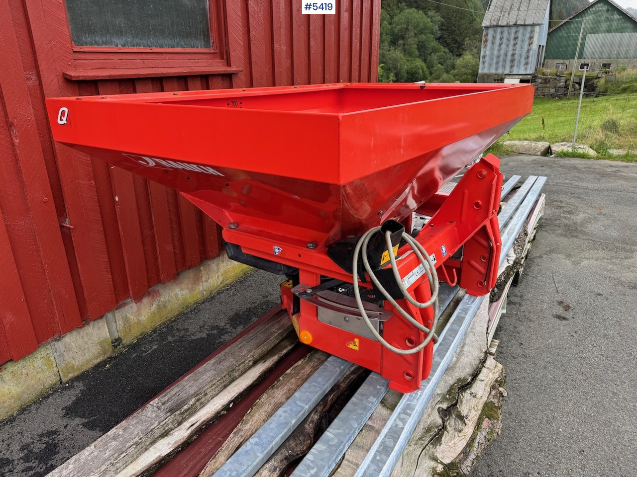 2019 Rauch MDS 19.1 Q fertilizer spreader. - Düngerstreuer: das Bild 2 2019 Rauch MDS 19.1 Q fertilizer spreader. - Düngerstreuer: das Bild 2