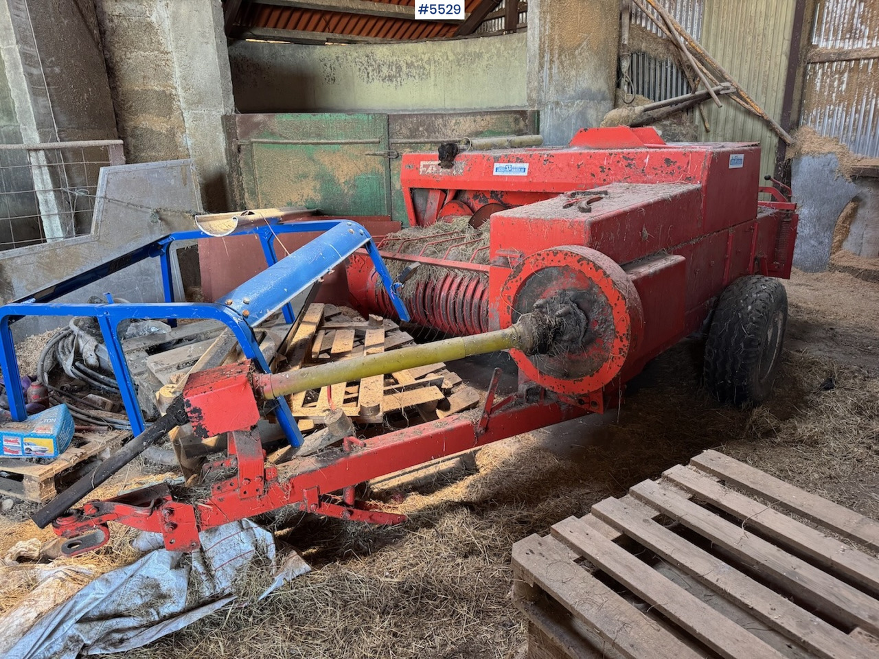 Deutz Fahr Square baler. - Grünlandtechnik: das Bild 1 Deutz Fahr Square baler. - Grünlandtechnik: das Bild 1