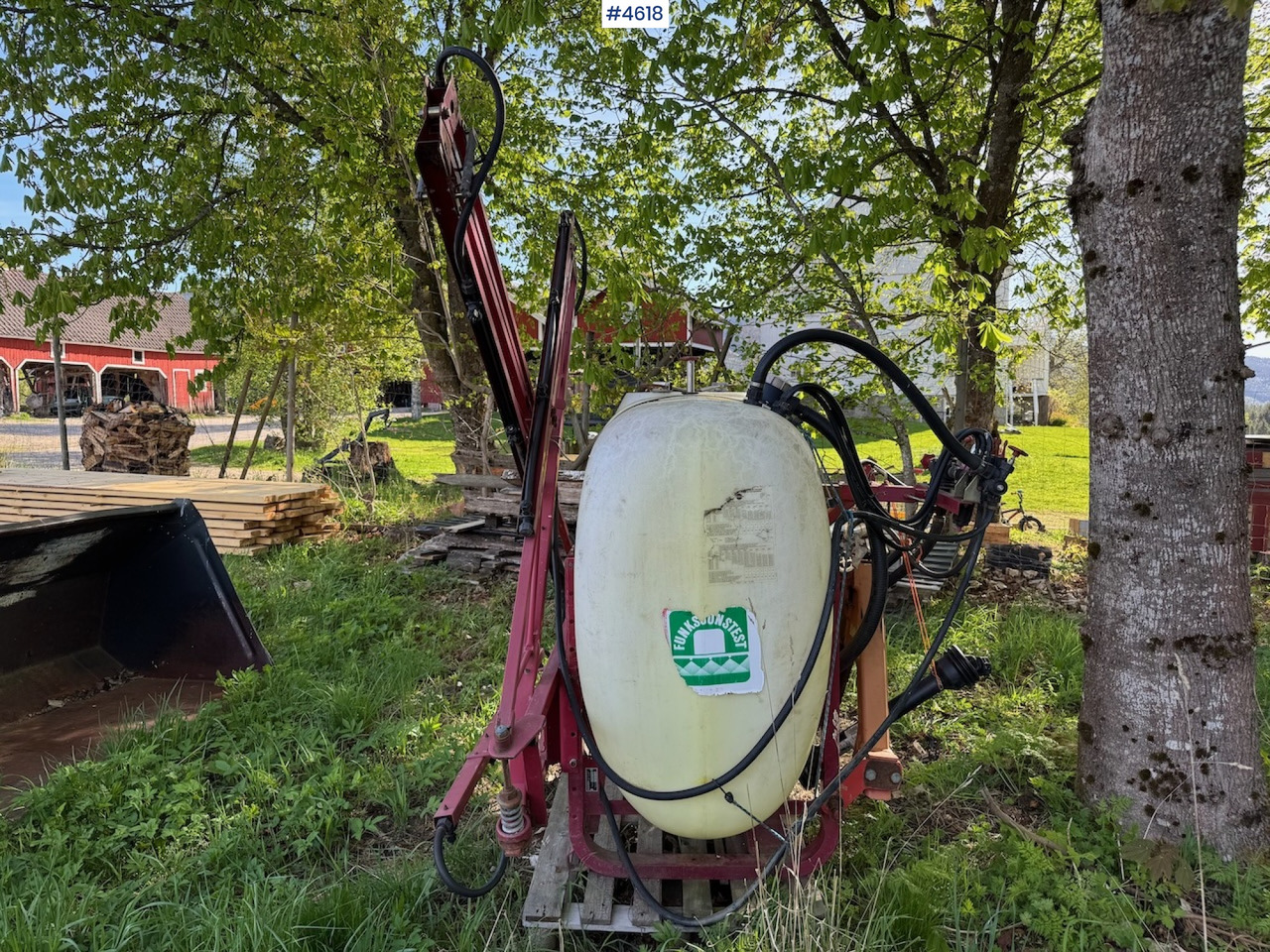 Hardi NK 800 w/ 10 m boom. - Pflanzenschutzspritze: das Bild 4 Hardi NK 800 w/ 10 m boom. - Pflanzenschutzspritze: das Bild 4