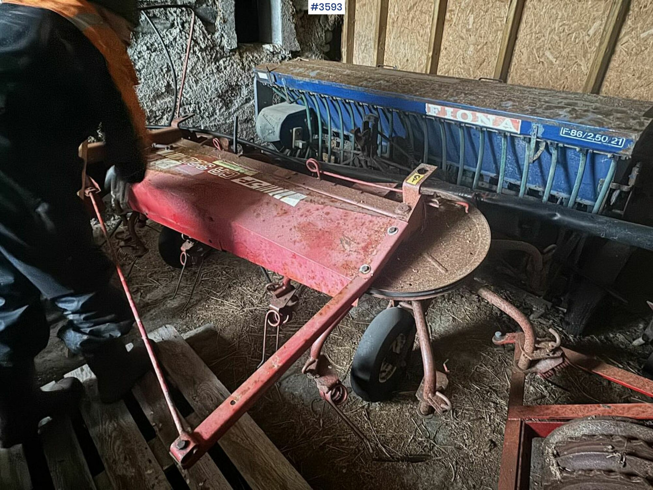 JF CR 320 - Grünlandtechnik: das Bild 2 JF CR 320 - Grünlandtechnik: das Bild 2