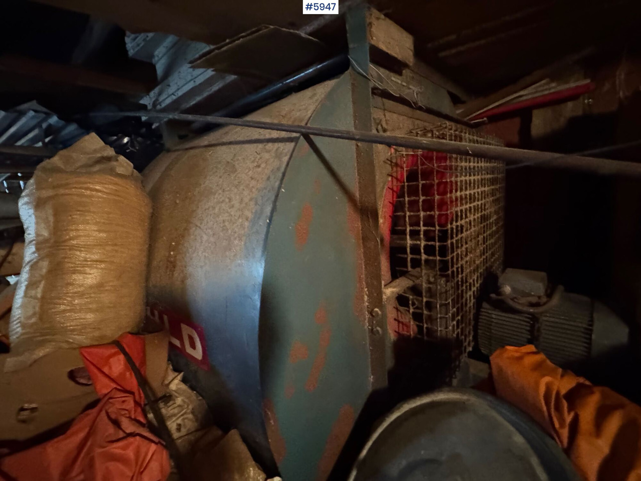 Fütterungstechnik Josef Wild & Co hay blower, mobile and stationary: das Bild 8 Fütterungstechnik Josef Wild & Co hay blower, mobile and stationary: das Bild 8