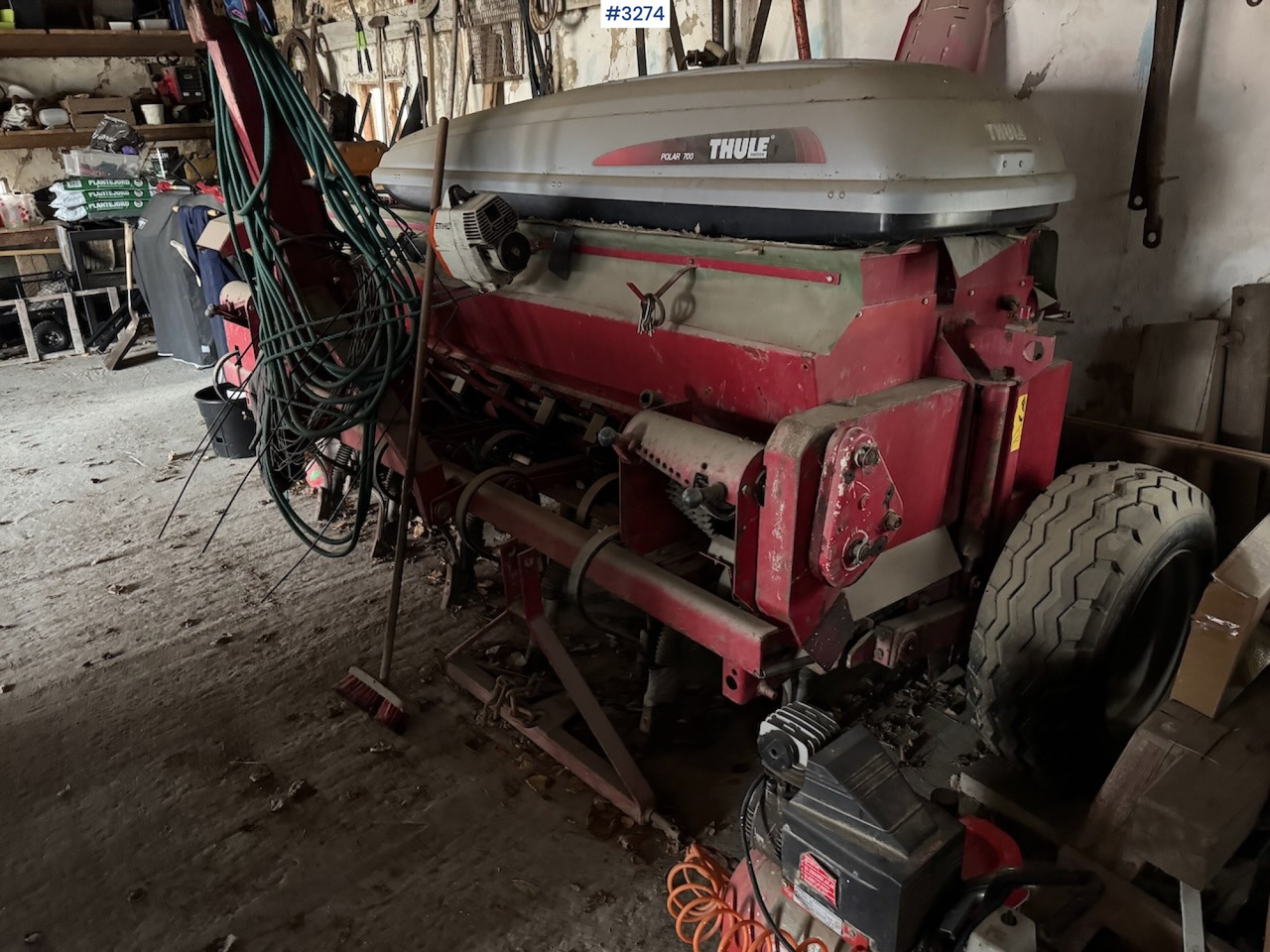 Juko 3M Trailed Seeder - Sämaschine: das Bild 1 Juko 3M Trailed Seeder - Sämaschine: das Bild 1
