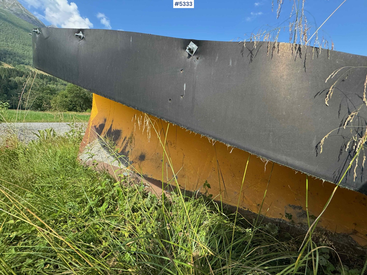 Kommunal-/ Sonderfahrzeug AM Teho 2600 snow plow: das Bild 15