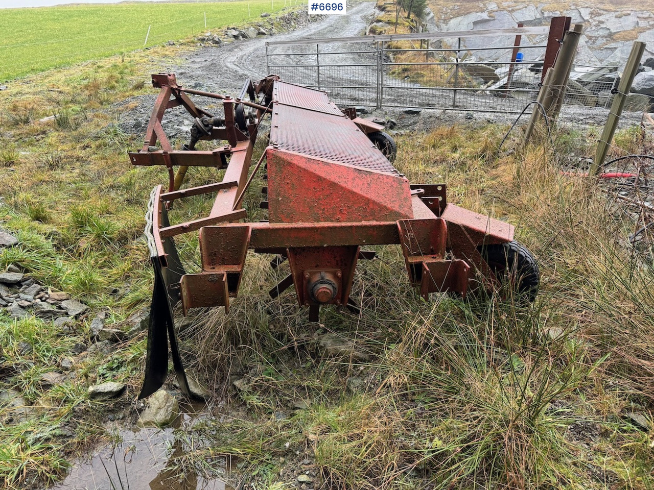 Kverneland stone rake 4 m. - Technik für Bodenbearbeitung: das Bild 2 Kverneland stone rake 4 m. - Technik für Bodenbearbeitung: das Bild 2