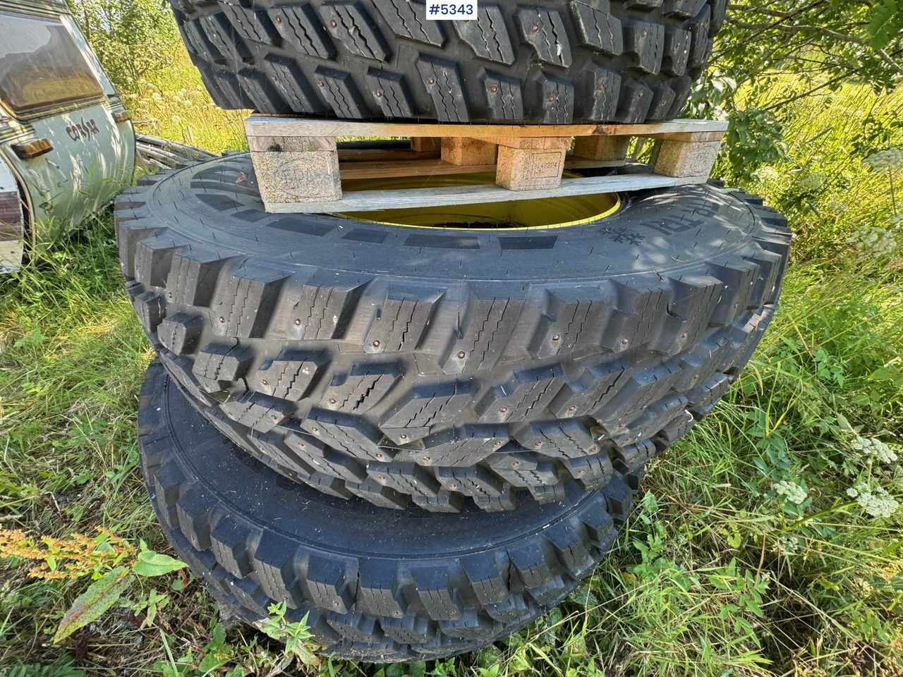 Nokian tires – complete set with rims - Komplettrad für Traktor: das Bild 4 Nokian tires – complete set with rims - Komplettrad für Traktor: das Bild 4