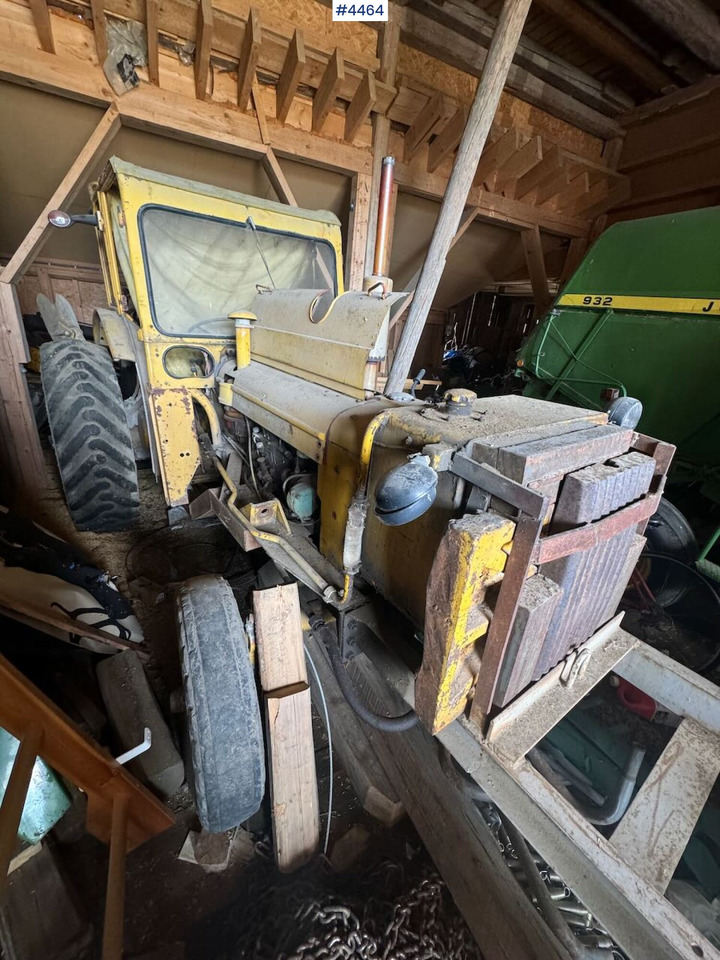 Volvo traktorgraver. Rep object. - Traktor: das Bild 2 Volvo traktorgraver. Rep object. - Traktor: das Bild 2