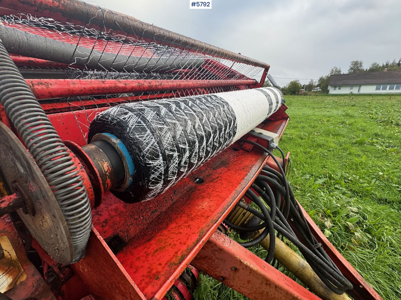 Welger RP 200 Mastercut round baler. Partially repaired object. - Grünlandtechnik: das Bild 2 Welger RP 200 Mastercut round baler. Partially repaired object. - Grünlandtechnik: das Bild 2