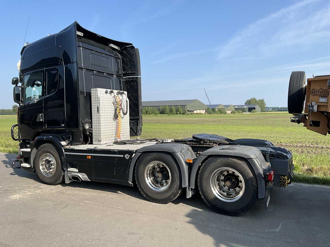 SCANIA R580 6x4 v8 - Sattelzugmaschine: das Bild 3 SCANIA R580 6x4 v8 - Sattelzugmaschine: das Bild 3