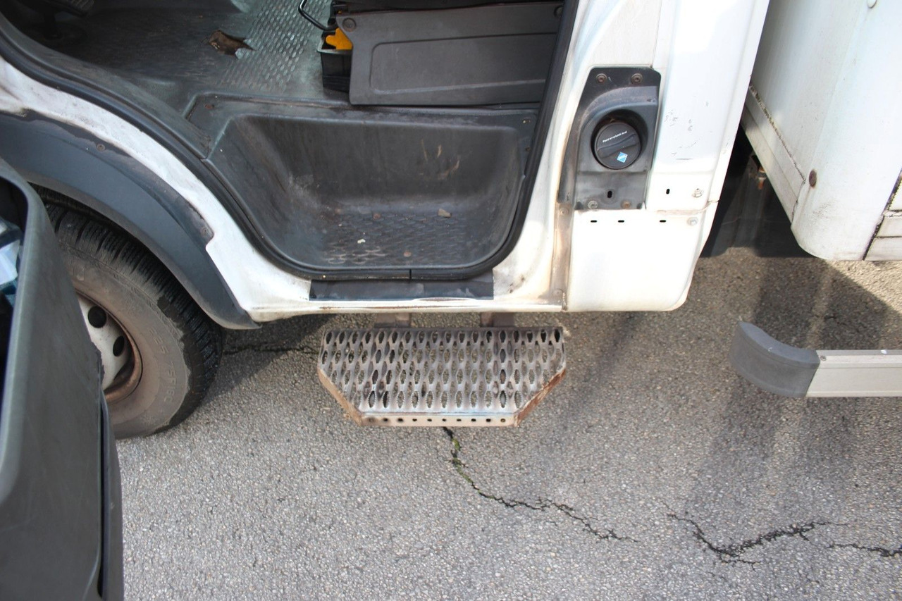 Iveco Daily 70C17 Koffer - Koffer Transporter: das Bild 5 Iveco Daily 70C17 Koffer - Koffer Transporter: das Bild 5