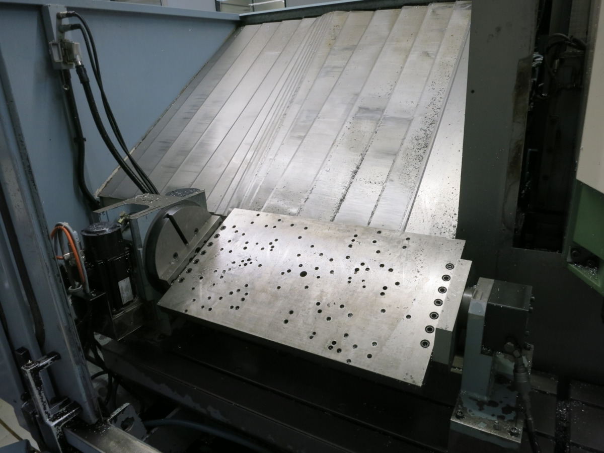 AXA VC2 - CNC-Bearbeitungszentrum: das Bild 4 AXA VC2 - CNC-Bearbeitungszentrum: das Bild 4