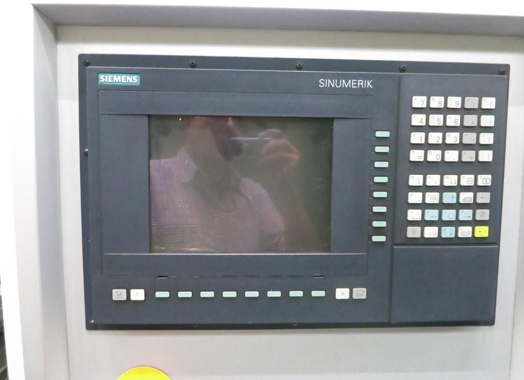 HECKERT CWK 800 - CNC-Bearbeitungszentrum: das Bild 5 HECKERT CWK 800 - CNC-Bearbeitungszentrum: das Bild 5