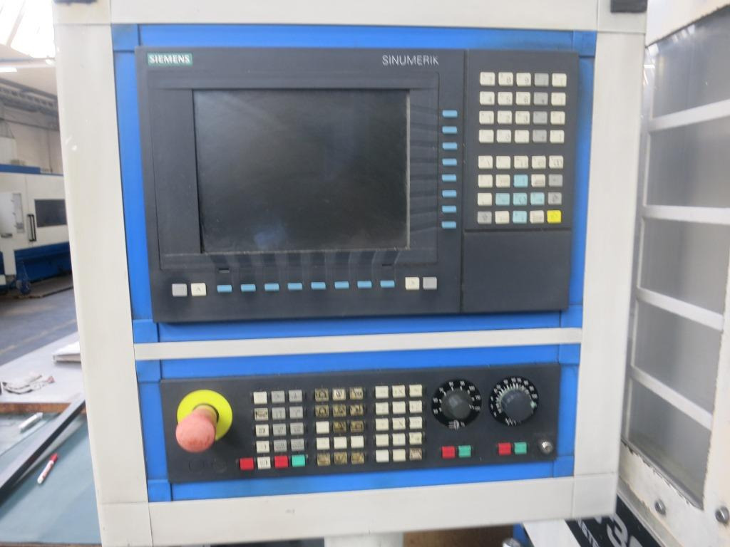 INDEX GU 3000 - Metalldrehmaschine: das Bild 2 INDEX GU 3000 - Metalldrehmaschine: das Bild 2