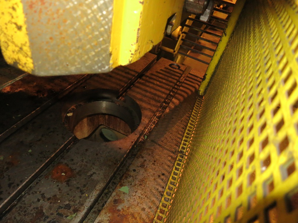 Masch KE2130 A - Metallbearbeitungsmaschine: das Bild 2 Masch KE2130 A - Metallbearbeitungsmaschine: das Bild 2