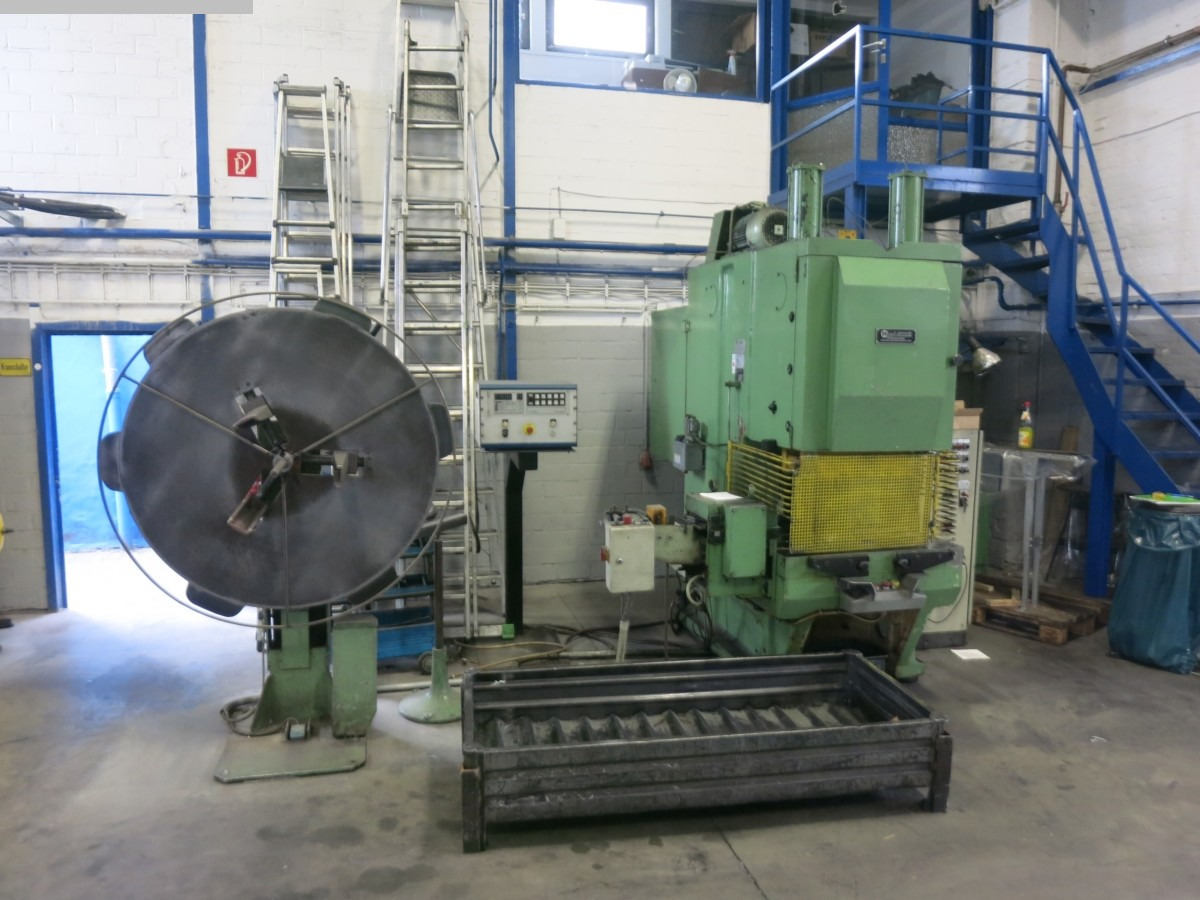 Masch KE2130A - Metallbearbeitungsmaschine: das Bild 1 Masch KE2130A - Metallbearbeitungsmaschine: das Bild 1