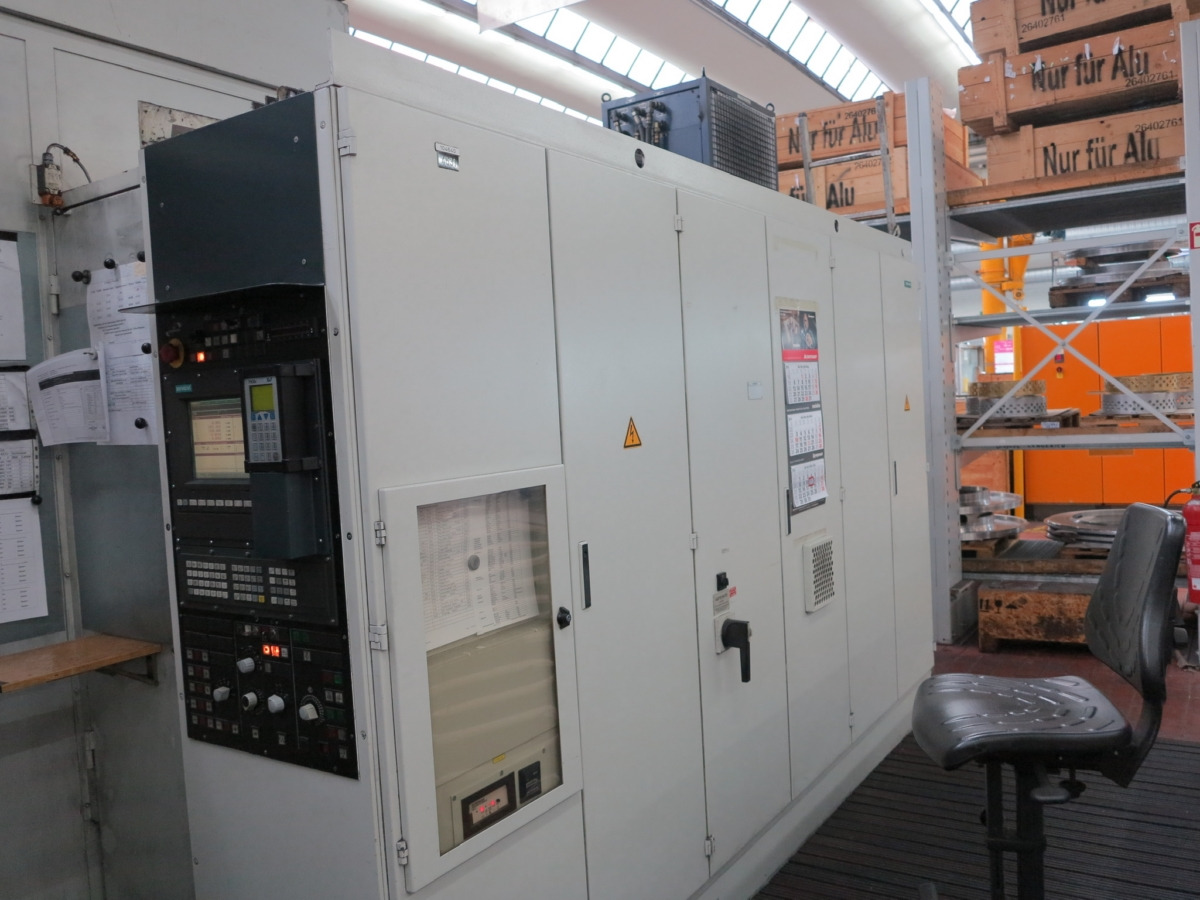 SCHARMANN CNC - CNC-Bearbeitungszentrum: das Bild 4 SCHARMANN CNC - CNC-Bearbeitungszentrum: das Bild 4