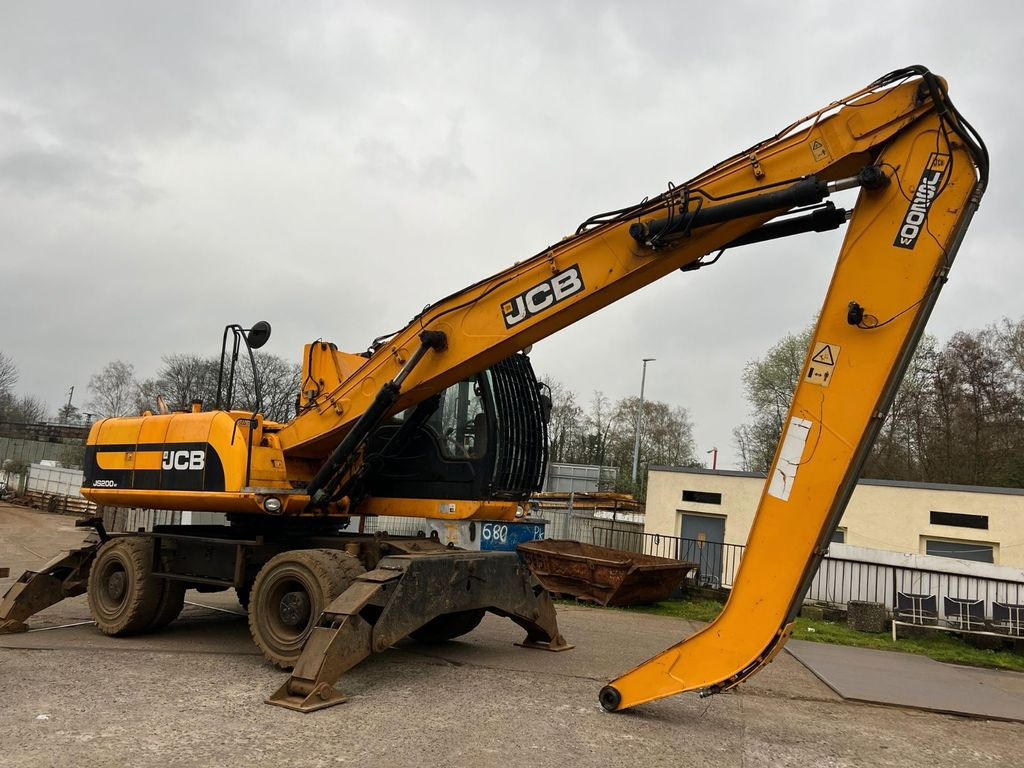 JCB JS 200 W Umschlagbagger - Mobilbagger: das Bild 2 JCB JS 200 W Umschlagbagger - Mobilbagger: das Bild 2